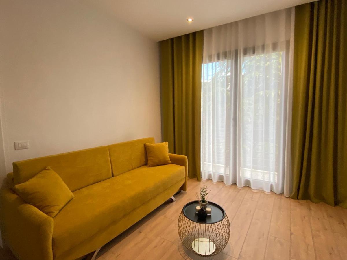 Brand New Apts Located At The City'S Main Square-100 Mbs Wifi ดูร์เรส ภายนอก รูปภาพ