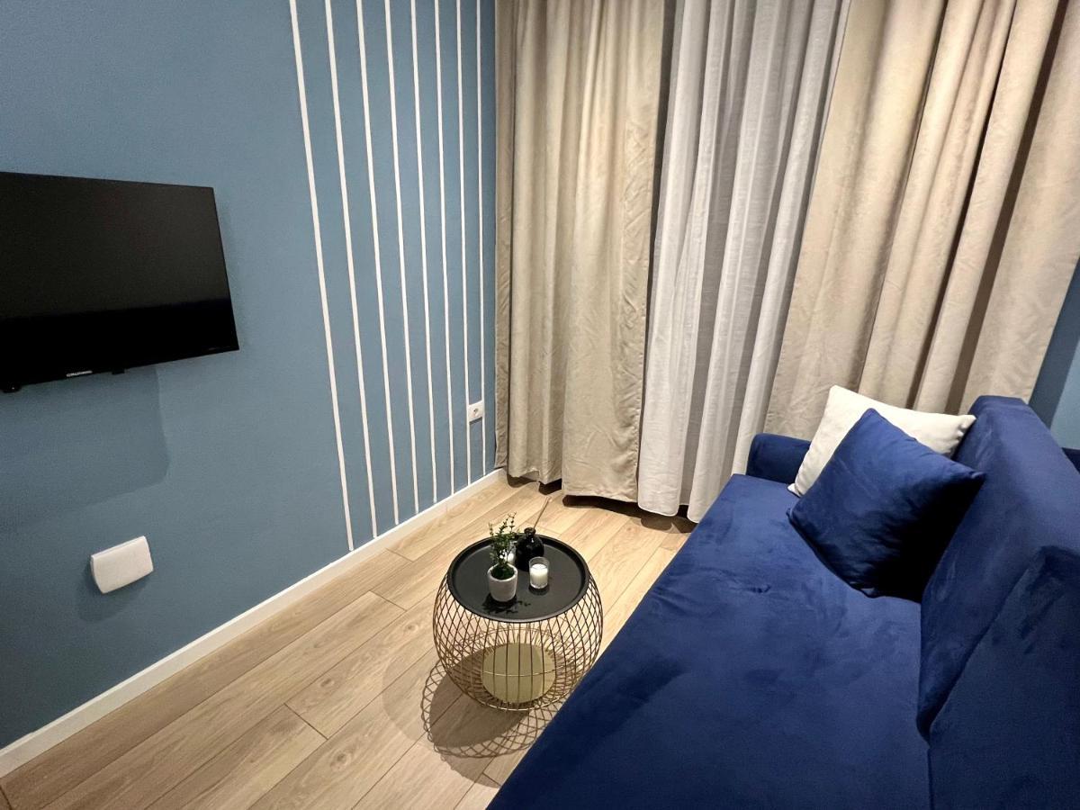 Brand New Apts Located At The City'S Main Square-100 Mbs Wifi ดูร์เรส ภายนอก รูปภาพ