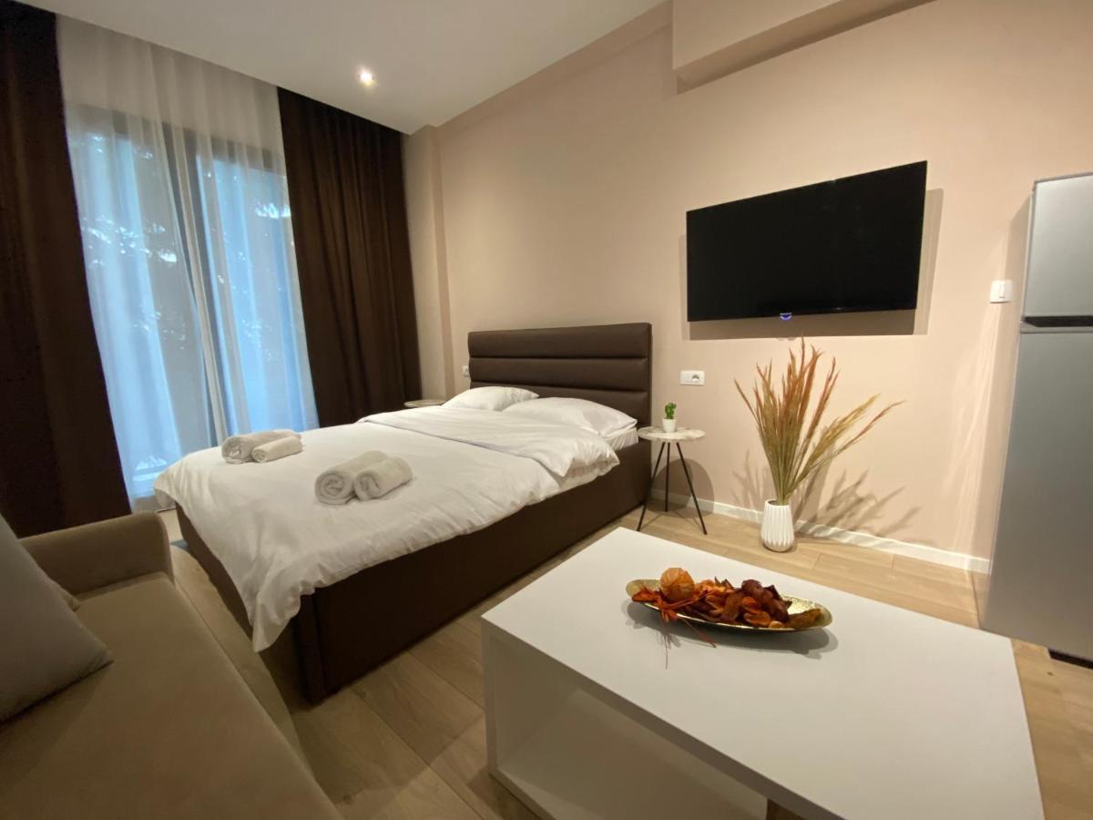 Brand New Apts Located At The City'S Main Square-100 Mbs Wifi ดูร์เรส ภายนอก รูปภาพ
